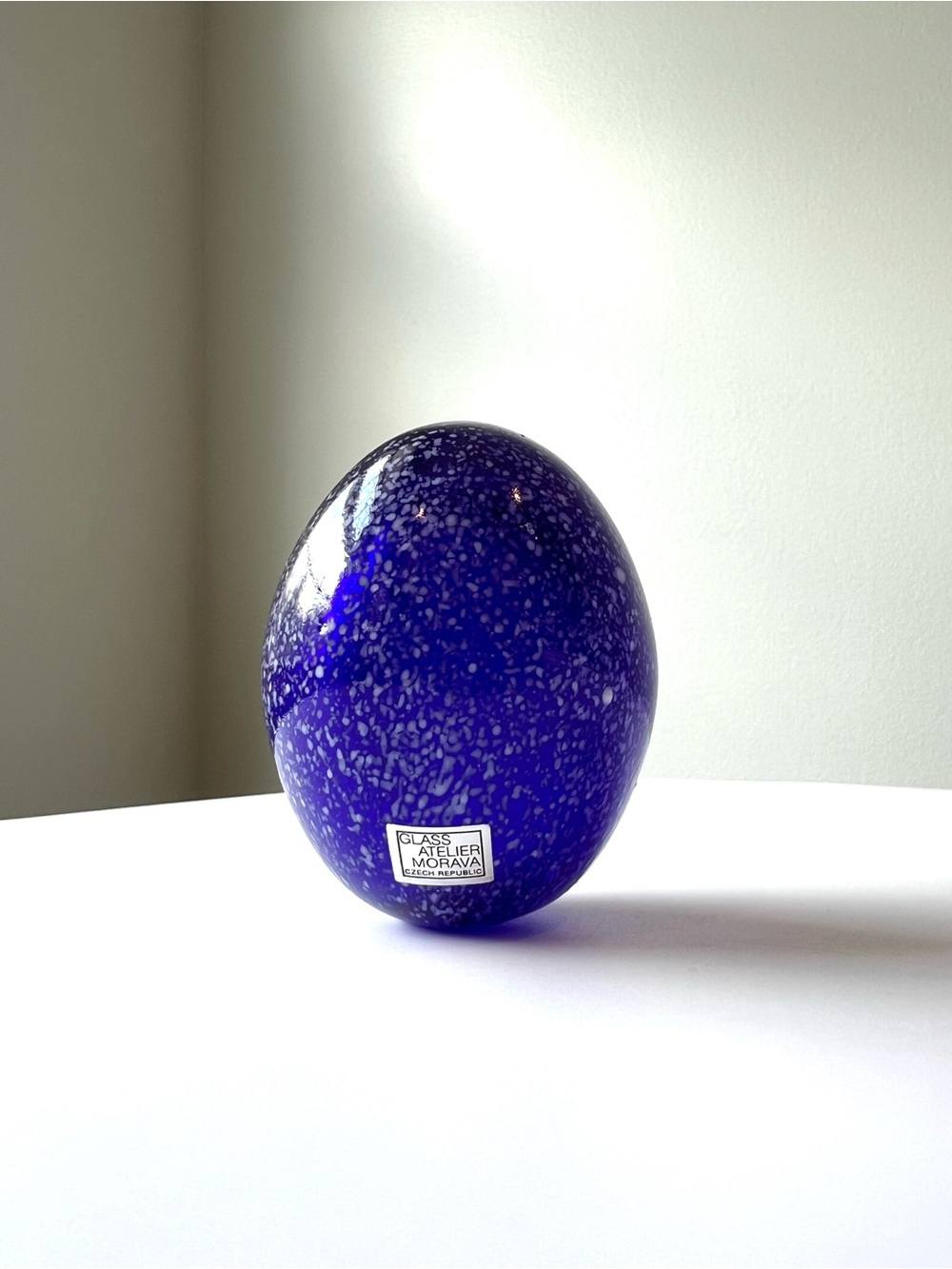 Glass Atelier Morava Czech Cobalt Blue Spatter Art Glass Egg Paperweight 3”
